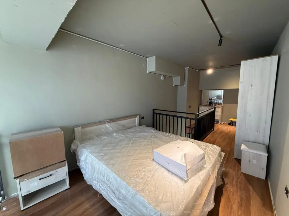 Tirane, shitet apartament duplex , 92.000 € 