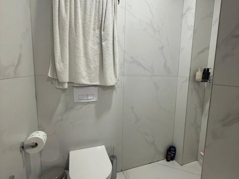 Tirane, shitet apartament 2+1 , 108 m² 199.000 € (shkolla bashkuar)