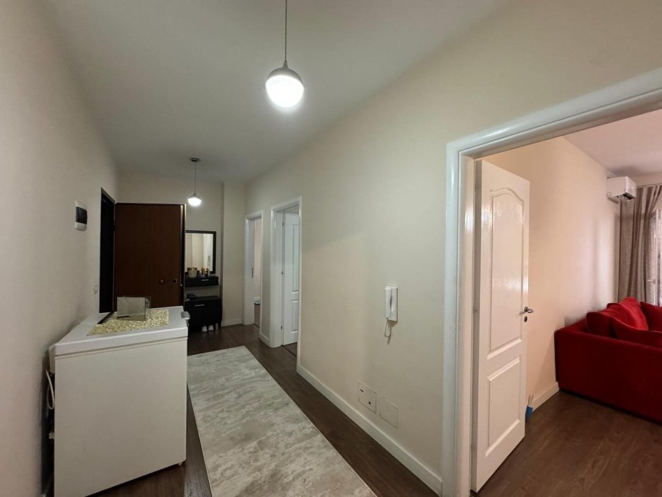 Tirane, shitet apartament 2+1 , 95 m² 205.000 € 