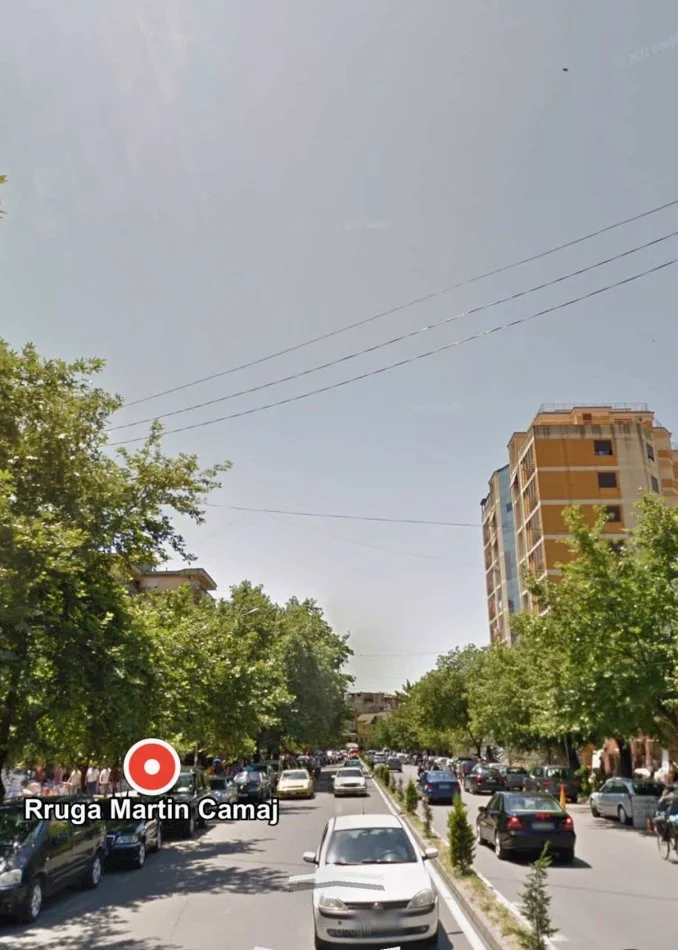 Shkoder, jepet me qera ambjent biznesi Kati 0, 60 m² 300 € (sheh qazim hoxha)