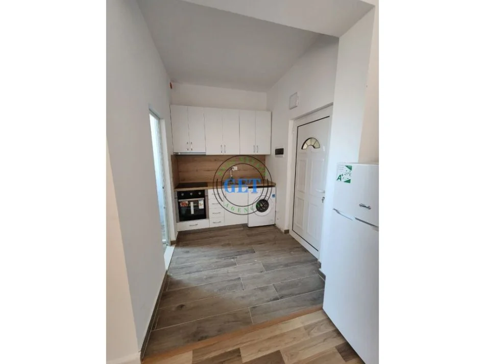 Durres, shitet apartament 1+1 Kati 5, 30 m² 52.000 € (Plazh, Durres.)