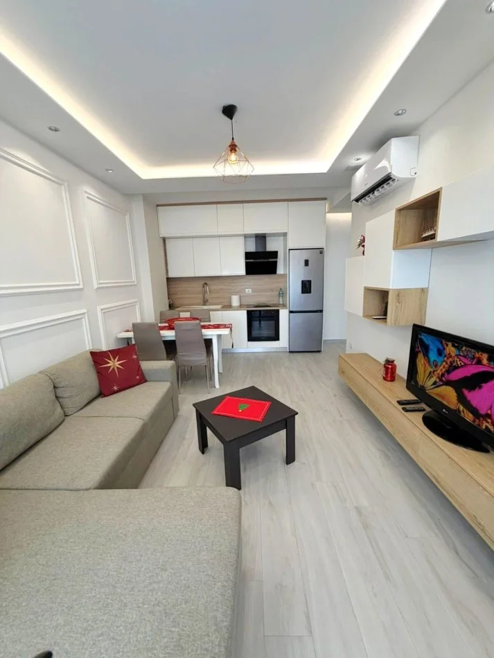 Qerret, shitet apartament 2+1 , 85 m² 150.000 € (qerret)