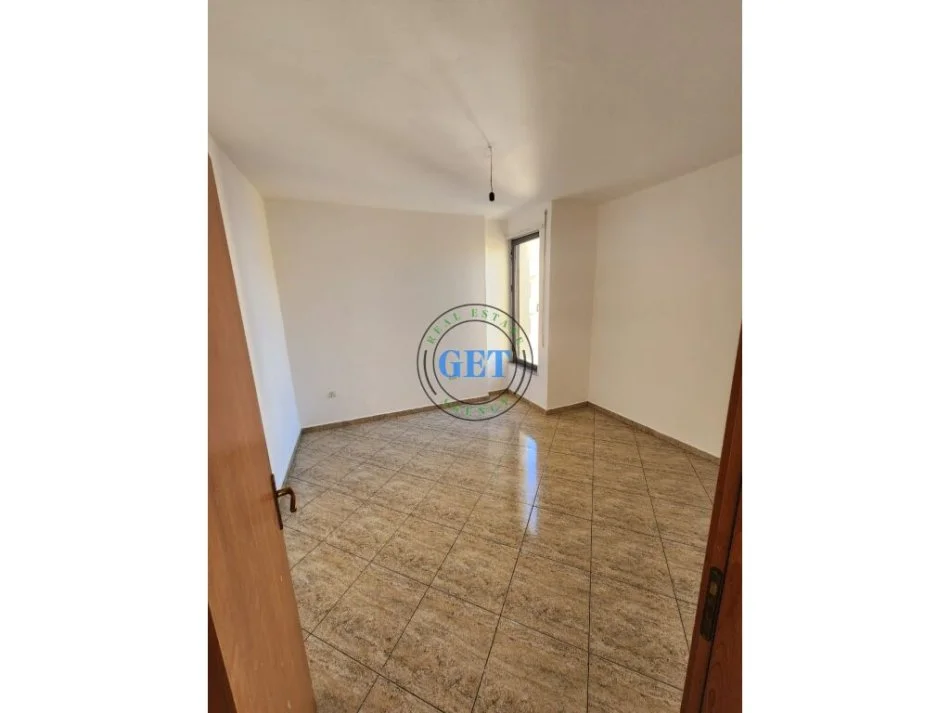 Durres, shitet apartament 1+1 Kati 5, 75 m² 100.000 € (Plazh Hekurudha, Durres)