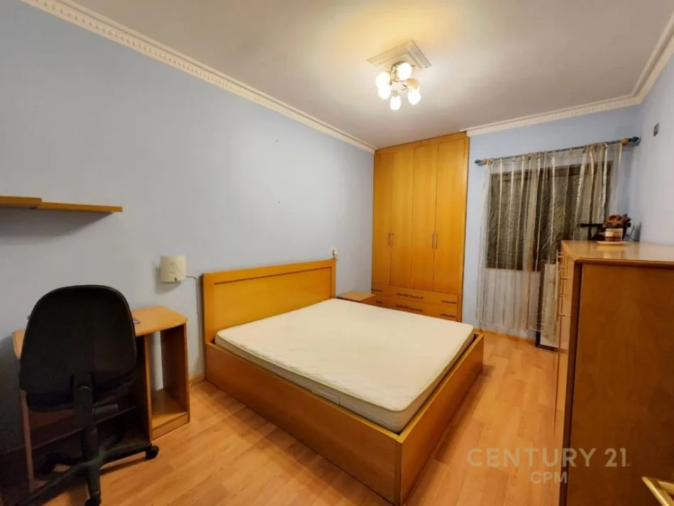 Tirane, shitet apartament 2+1+Aneks Kati 3, 100 m² 325.000 € (Rr. Themistokli Gërmenji)