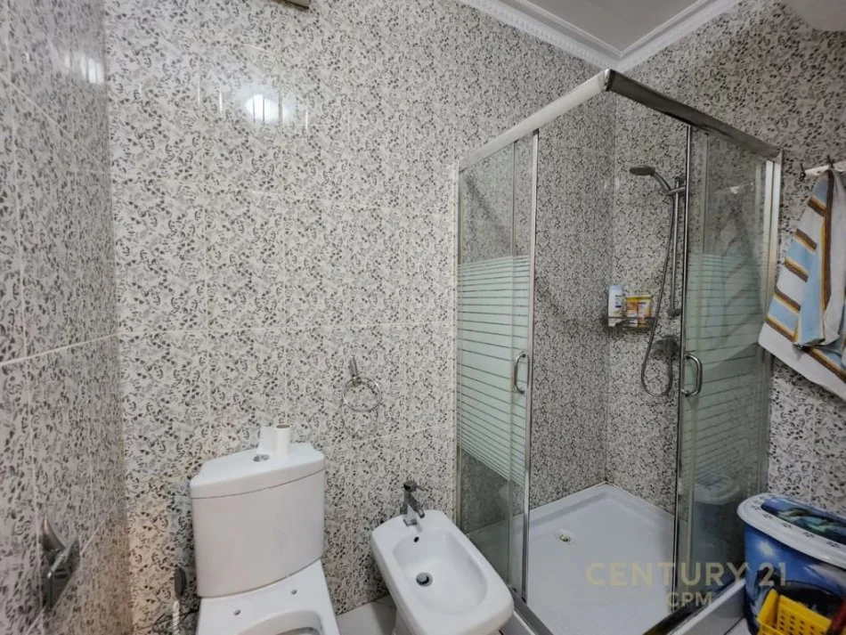 Tirane, shitet apartament 2+1+Aneks Kati 3, 100 m² 325.000 € (Rr. Themistokli Gërmenji)