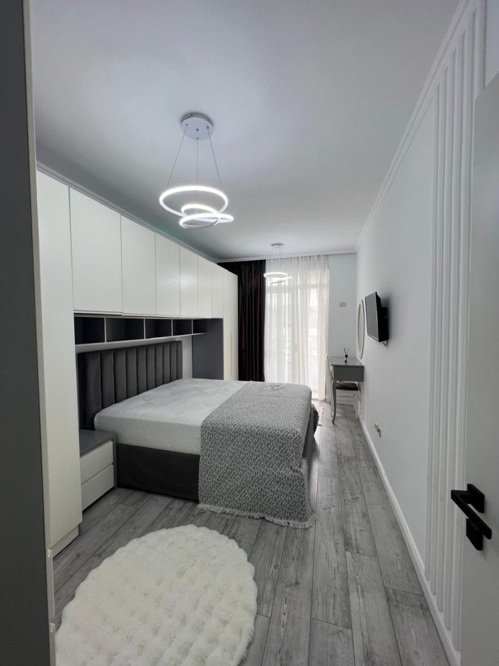Tirane, shitet apartament 2+1+Ballkon Kati 7, 85 m² 133.000 € (Tom Plezha)