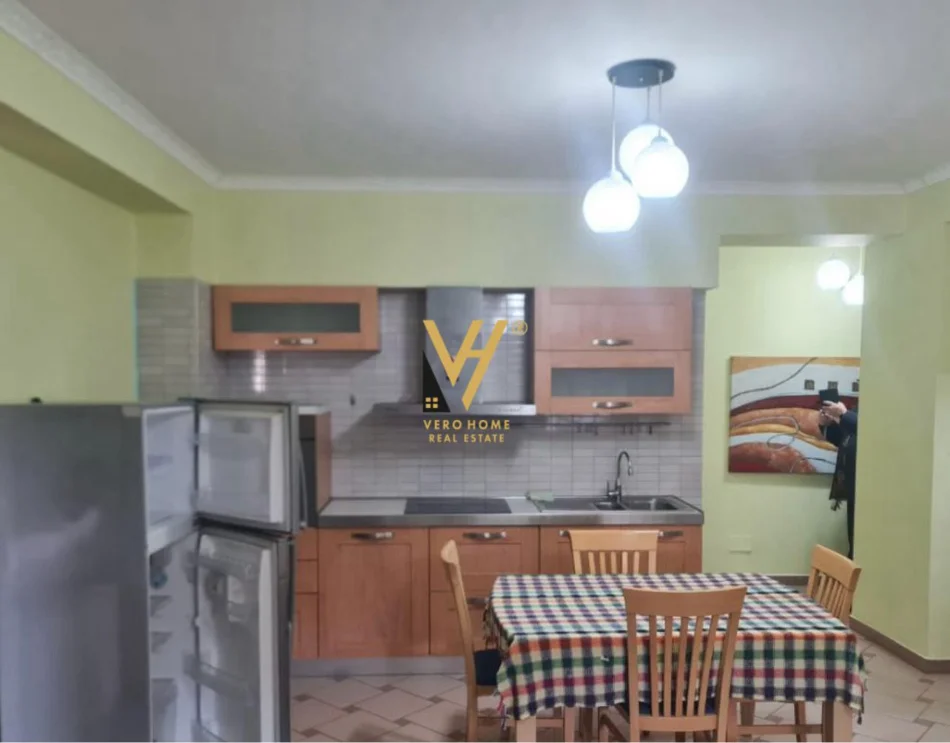 Shqiperi, jepet me qera apartament 2+1+Ballkon Kati 2, 73 m² 670 € (RRUGA MIHAL DURI)