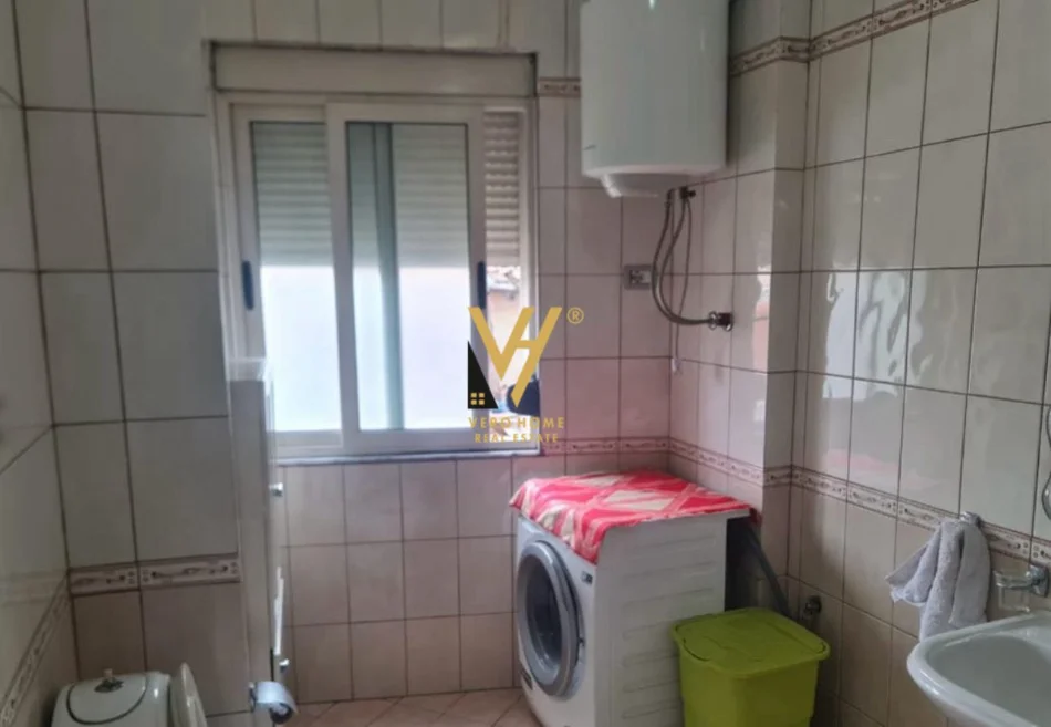 Shqiperi, jepet me qera apartament 2+1+Ballkon Kati 2, 73 m² 670 € (RRUGA MIHAL DURI)