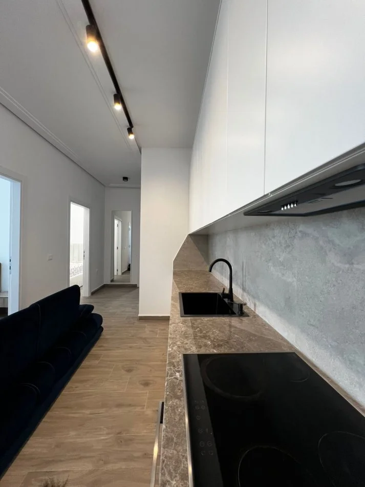 Tirane, jepet me qera apartament 2+1 Kati 3, 96 m² 750 € (Riza zerova)