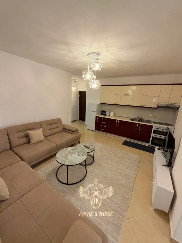 Durres, shes apartament 1+1+Ballkon Kati 2, (SHKEMBI KAVAJES)