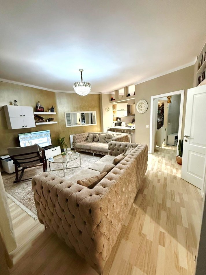 Tirane, shitet apartament 2+1 , 106 m² 149.000 € (Yzberisht)