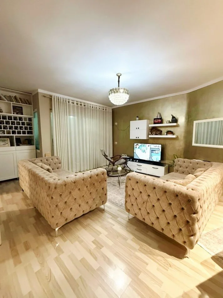 Tirane, shitet apartament 2+1 , 106 m² 149.000 € (Yzberisht)