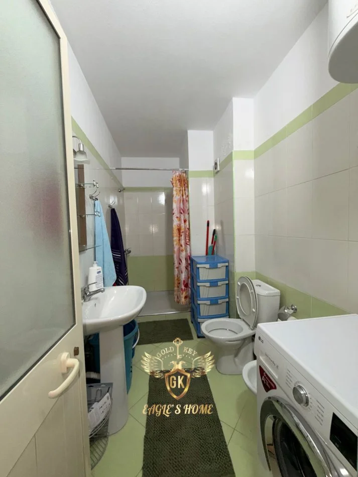 Durres, shes apartament 1+1+Ballkon Kati 2, (SHKEMBI KAVAJES)