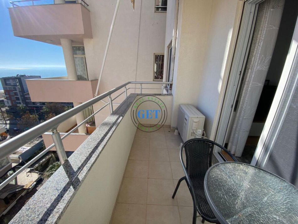 Durres, jepet me qera apartament 1+1 Kati 7, 40 m² 500 € (Rrota Kuqe,Plazh, Durrës)