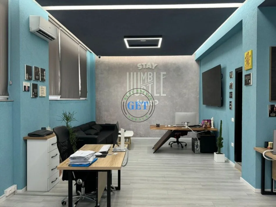 Durres, shitet ambjent biznesi Kati 0, 88 m² 170.000 € (Blue Star DURRES)