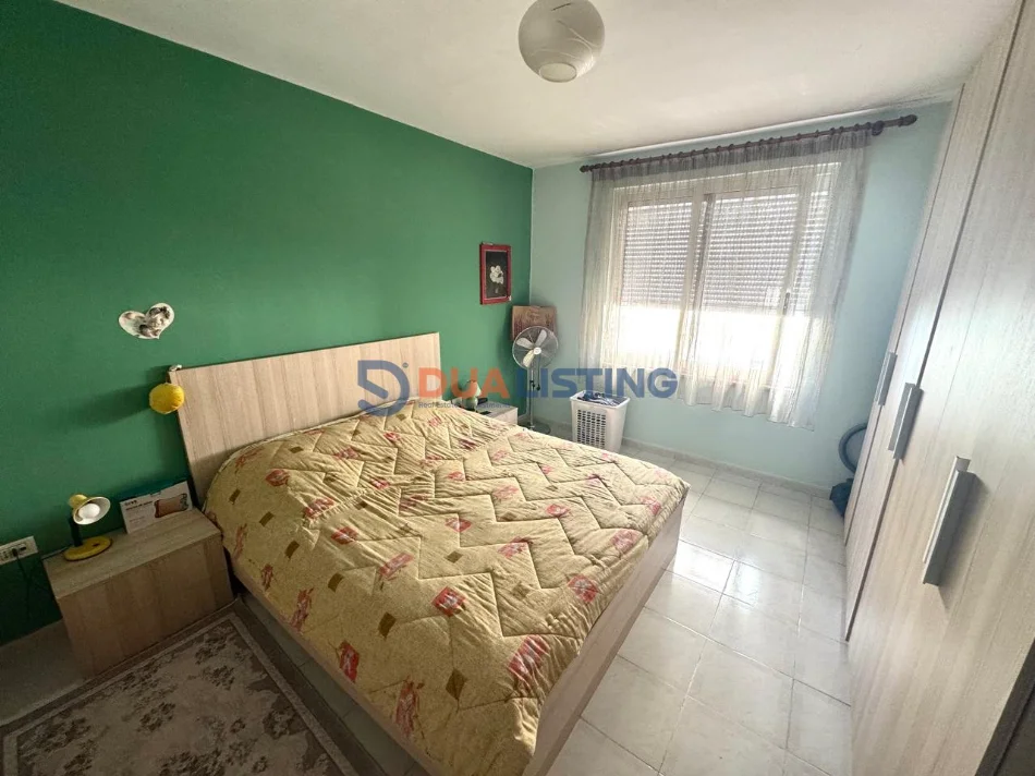 Tirane, shitet apartament 2+1 , 65 m² 