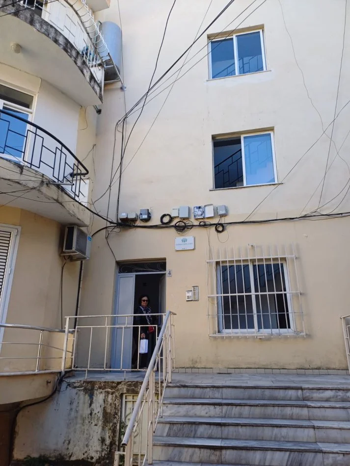 Tirane, jepet me qera 1+1 Kati 2, 35 m² 350 € (Njazi Demi)