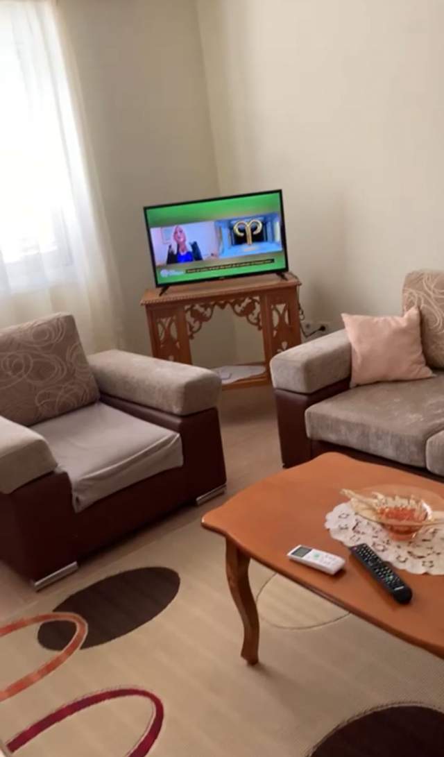 Tirane, jepet me qera apartament 1+1+BLK Kati 3, 56 m² 35.000 Leke (rruga Niko Avrami)