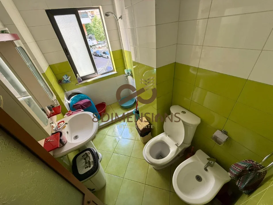 Tirane, shitet apartament 2+1 Kati 1, 78 m² 115.000 € (yzberisht)