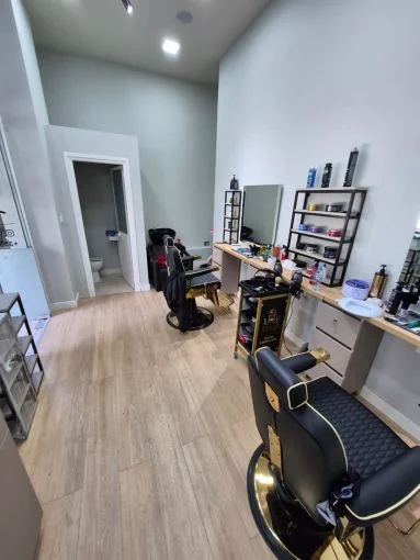 Tirane, shitet dyqan Kati 0, 24 m² 150.000 € (rruga e barrikadave)