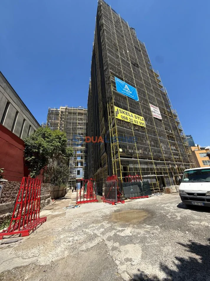 Tirane, shitet ambjent biznesi , 114 m² 685.000 € (Selvia)