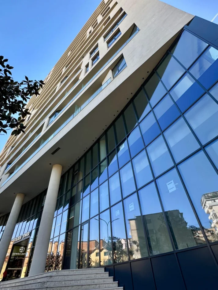 Tirane, shitet apartament 2+1 , 104 m² 260.000 € (Golden Tower)