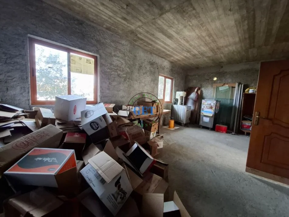 Durres, shitet apartament 2+1 Kati 1, 240 m² 150.000 € (Spitalle, Durres)