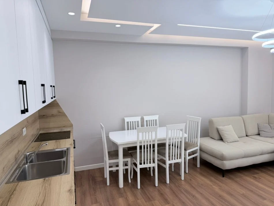 Tirane, shitet apartament , 91 m² 340.000 € (rruga kosovareve)