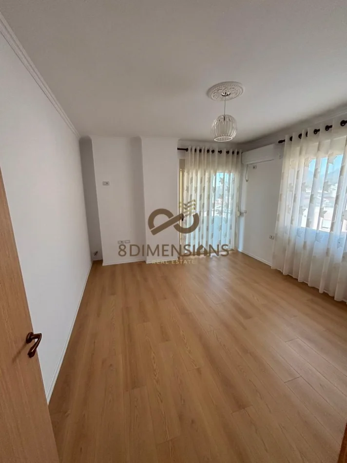 Tirane, shitet apartament 2+1+Ballkon Kati 2, 89 m² 135.000 € (fresk)