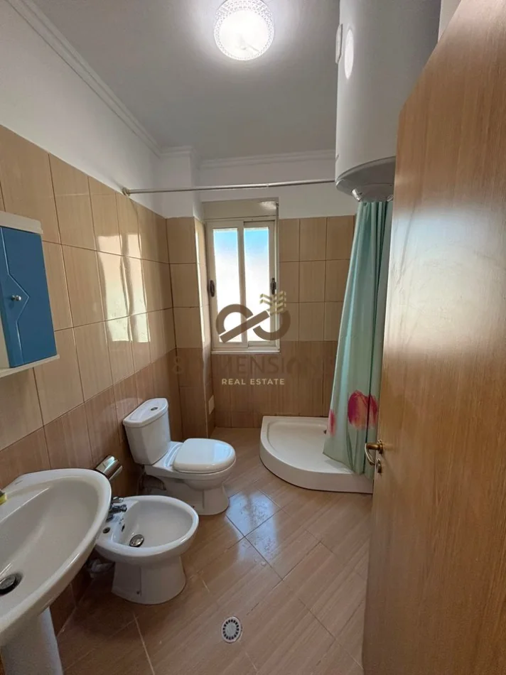 Tirane, shitet apartament 2+1+Ballkon Kati 2, 89 m² 135.000 € (fresk)