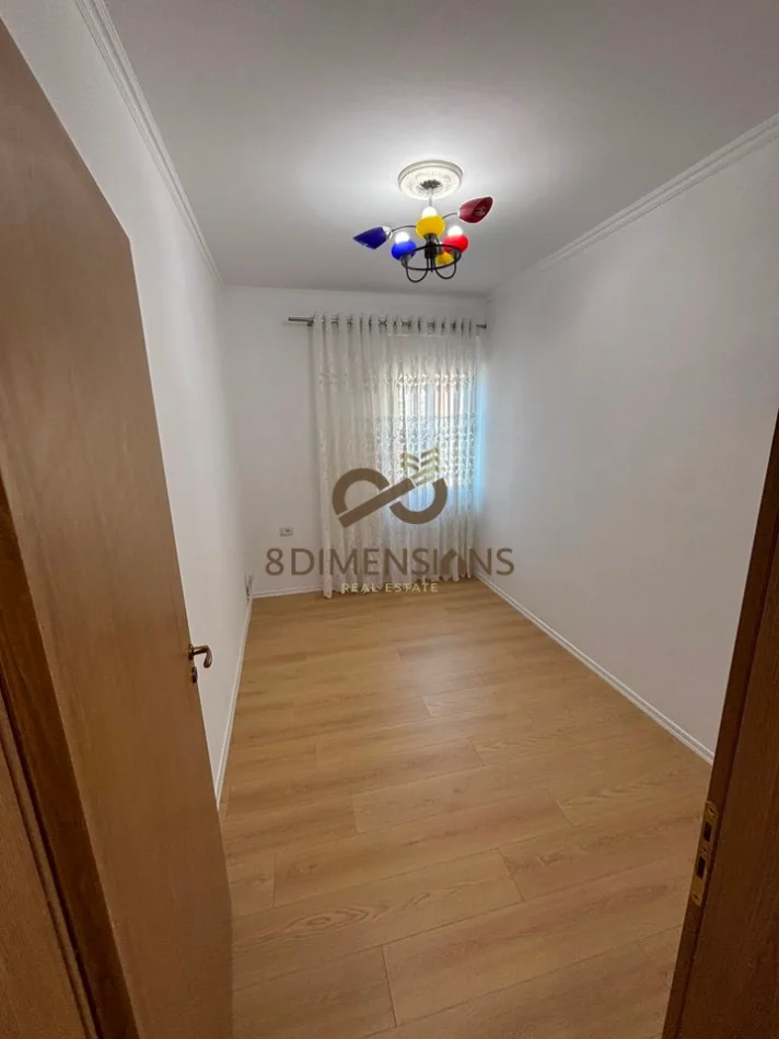 Tirane, shitet apartament 2+1+Ballkon Kati 2, 89 m² 135.000 € (fresk)