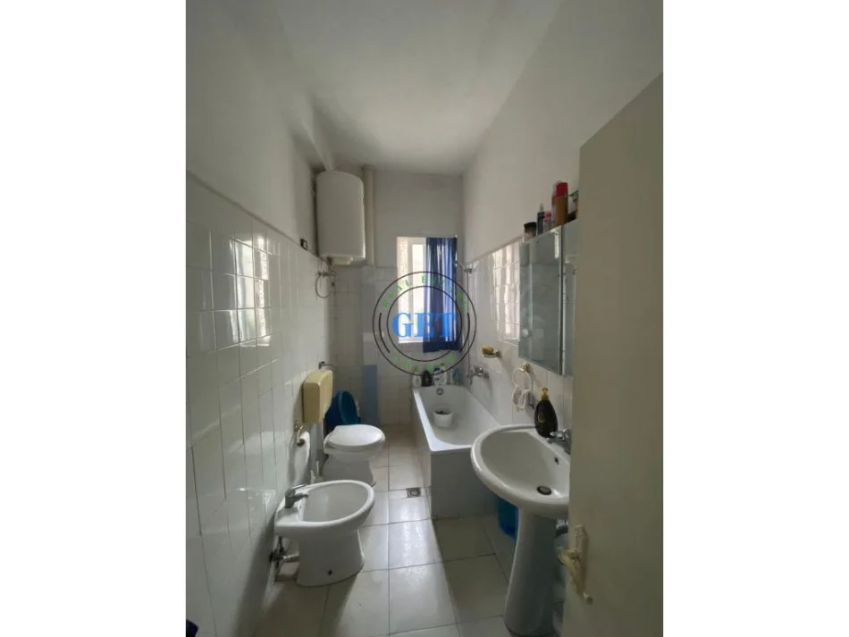 Durres, shitet apartament 2+1 Kati 1, 120 m² 65.000 € (Shkozet Durres)