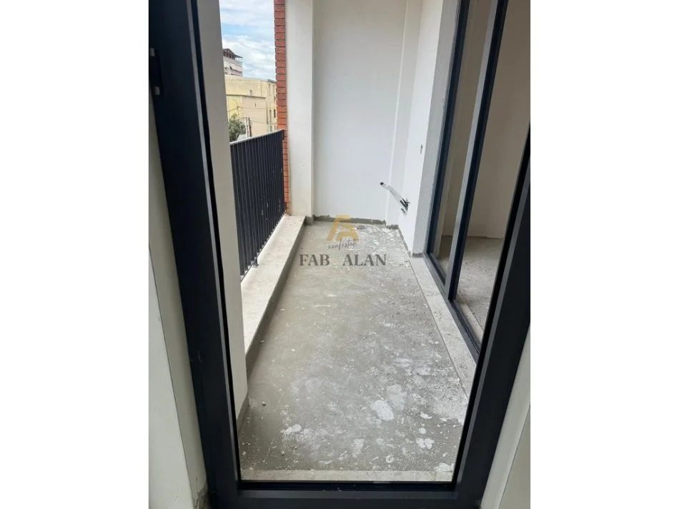 Tirane, shitet apartament 2+1+2 Kati 6, 105 m² 167.200 € (Siri Kodra)