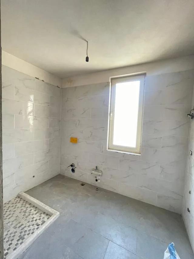 Tirane, shitet apartament 2+1+A+BLK Kati 4, 93 m² 135.000 Euro (Shkolla e Baletit)