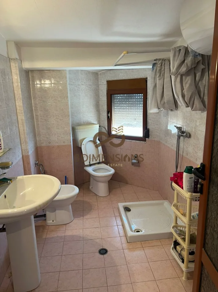 Durres, shitet apartament 2+1+Ballkon Kati 6, 75 m² 128.000 € (durres)