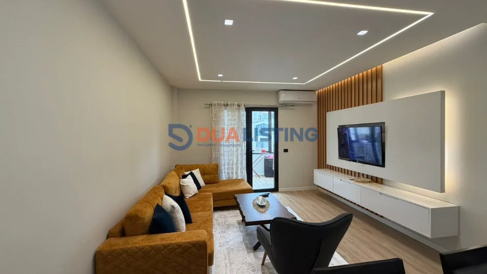 Tirane, shitet apartament 1+1 , 67 m² 130.000 € (Fresku)