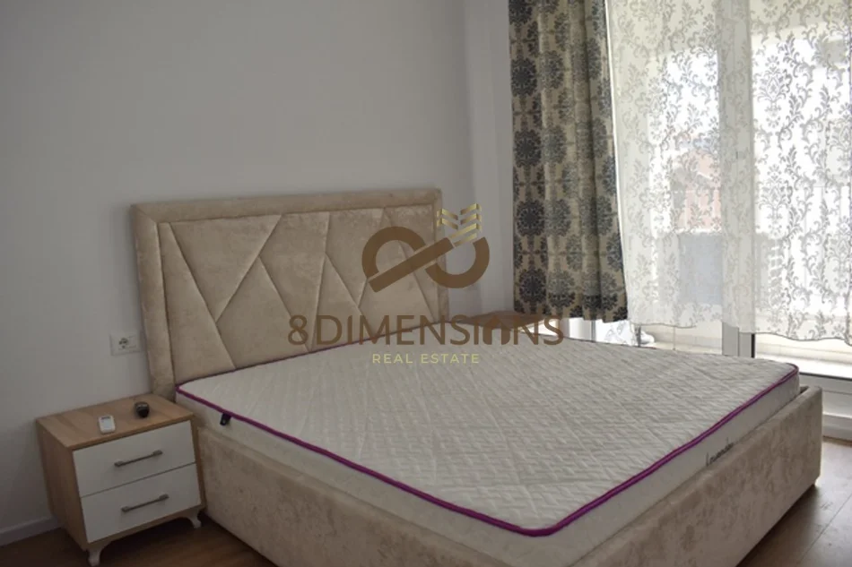 Tirane, jepet me qera apartament 1+1+Ballkon Kati 5, 60 m² 450 € (ali demi)