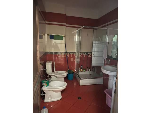 Tirane, shes apartament 2+1+BLK Kati 4, 165 m² 110.000 Euro (Restorant Fresku)