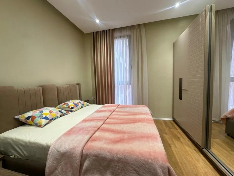 Tirane, shitet 1+1 , 80 m² 285.000 € 