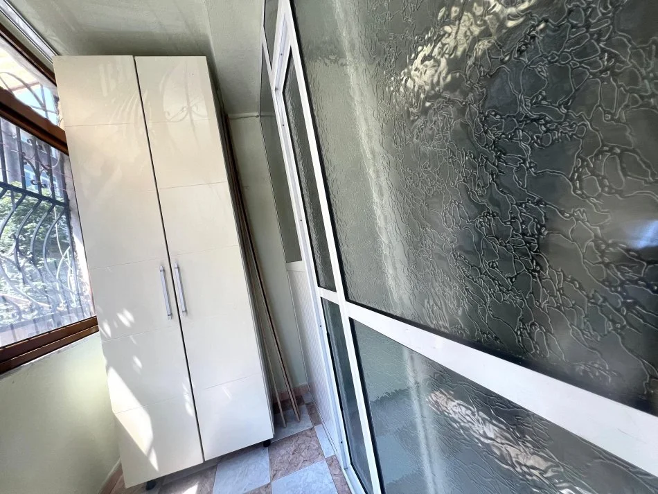 Tirane, shitet apartament 4+1+Ballkon Kati 2, 110 m² 250.000 € (Rruga Margarita Tutulani)