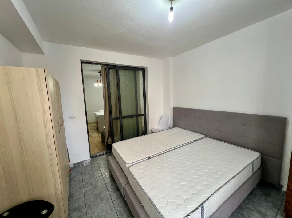 Qira, Apartament 1+1, ”Ali Dem”, Tiranë.
