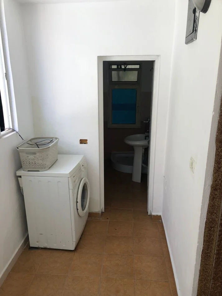Tirane, jepet me qera apartament 1+1, Kati 0, 70 m² 350 € (Shkolla "Dhora Leka")