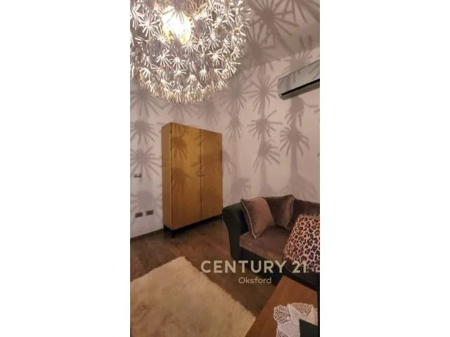 Tirane, jepet me qera apartament 2+1+A+BLK Kati 10, 210 m² 700 Euro (komuna e parisit)