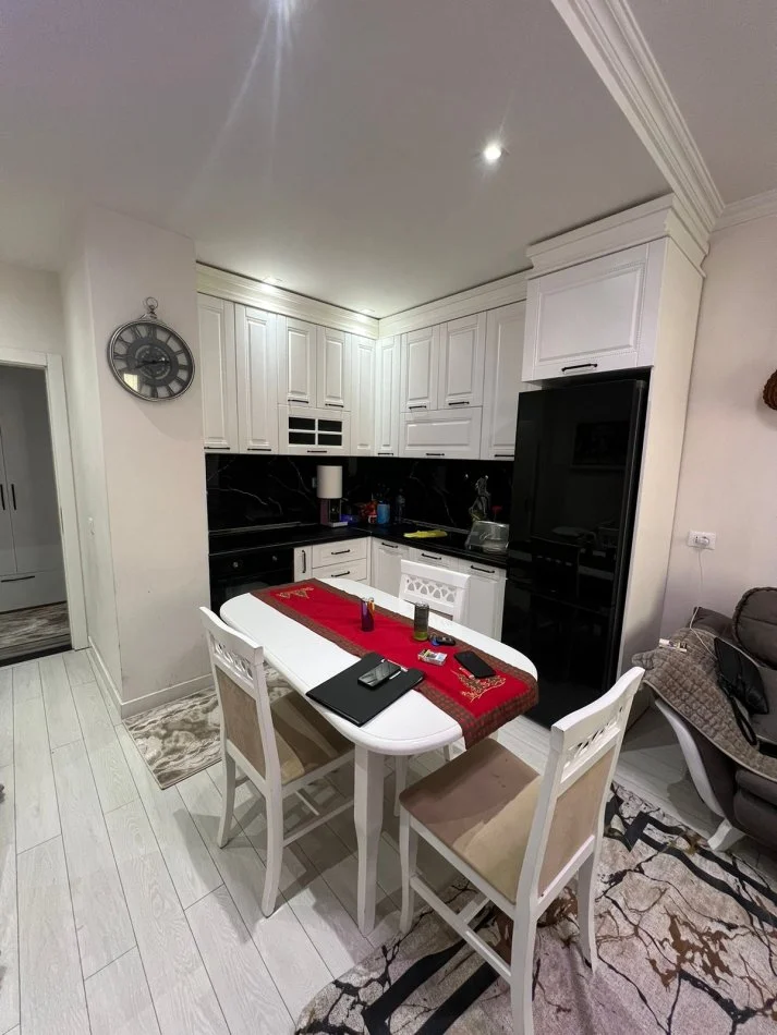 Tirane, shitet apartament 1+1+Ballkon Kati 6, 68 m² 85.000 € (Unaza e Re)