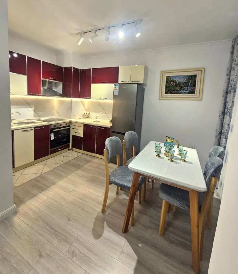 Tirane, shitet apartament 1+1 , 55 m² 95.000 € 