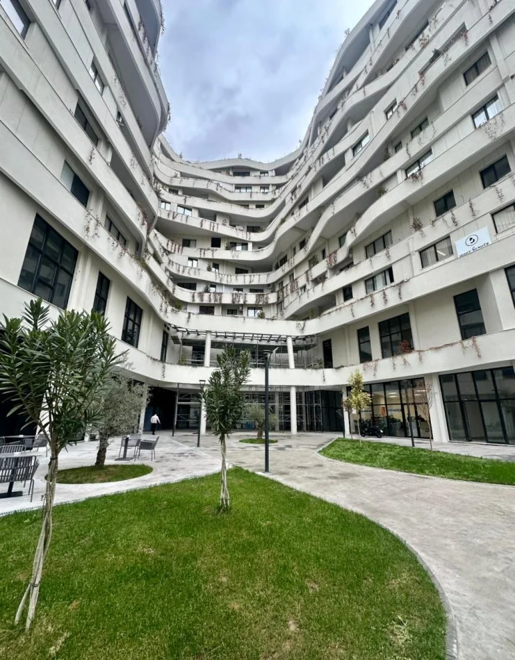 Tirane, shitet apartament 2+1 , 116 m² (vasil shanto)