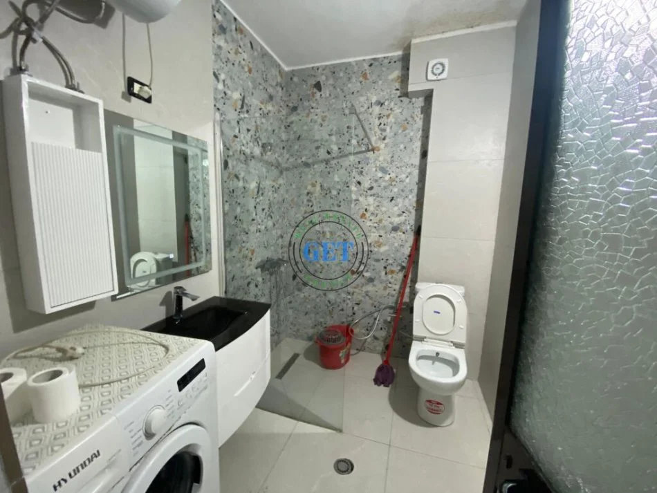 Durres, jepet me qera apartament 1+1 Kati 2, 55 m² 300 € (Plazh Iliria, Durres)