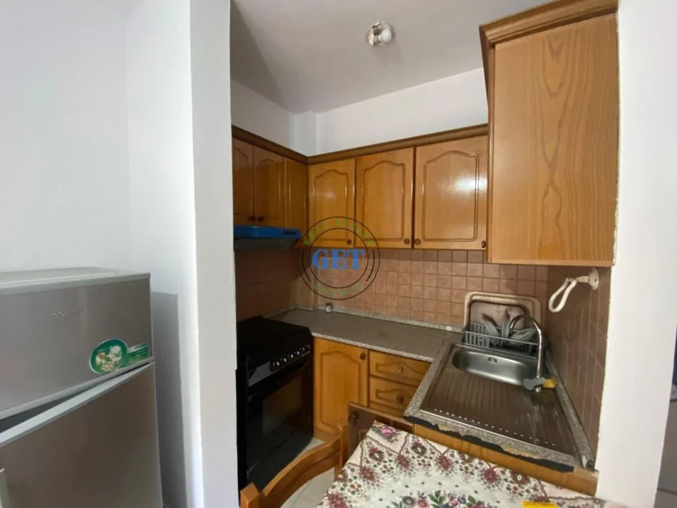 Durres, jepet me qera apartament 1+1 Kati 2, 55 m² 300 € (Plazh Iliria, Durres)