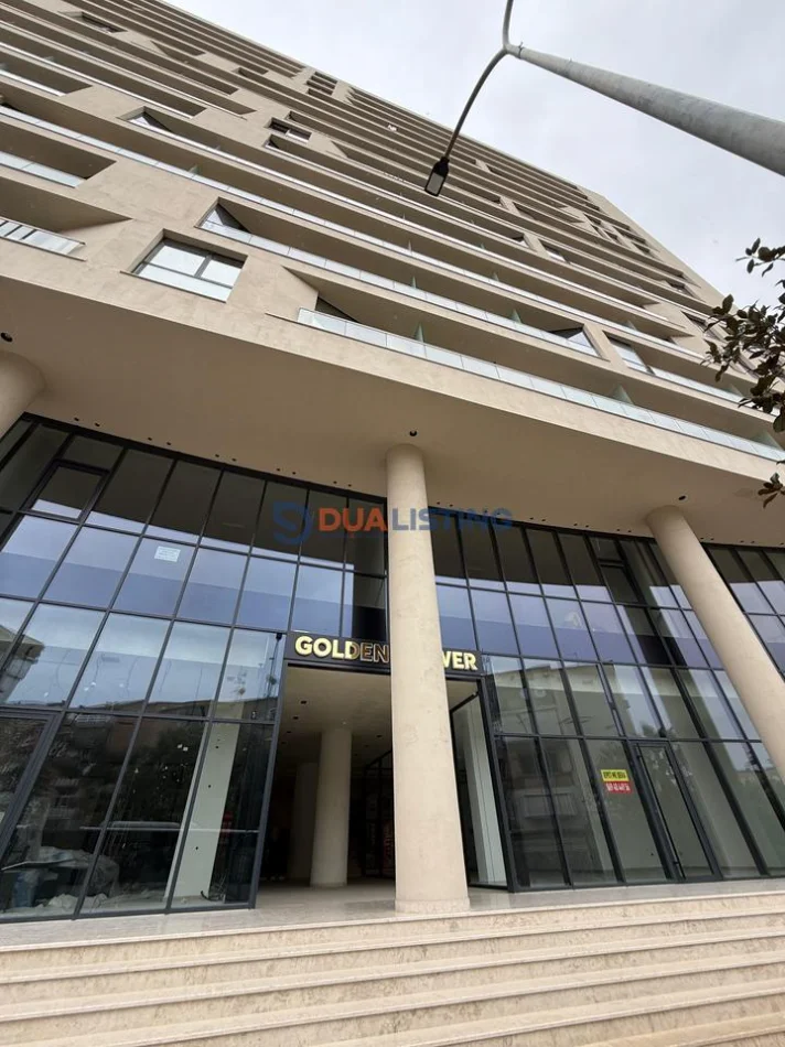 Tirane, jepet me qera zyre , 116 m² 900 € (Mine Peza)