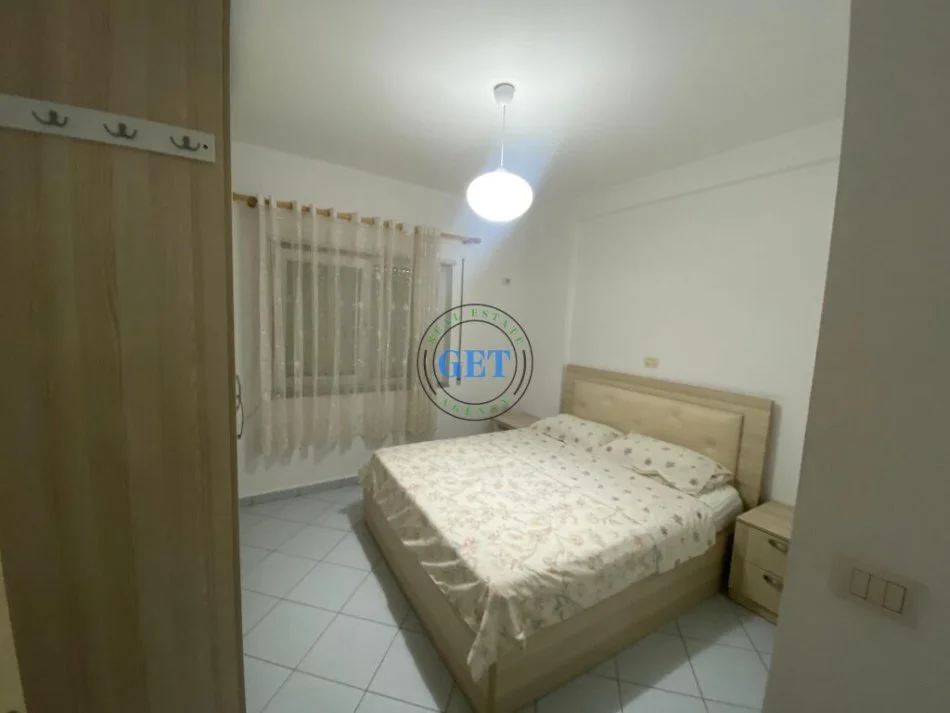 Durres, jepet me qera apartament 1+1 Kati 3, 70 m² 300 € (Plazh, Durres)